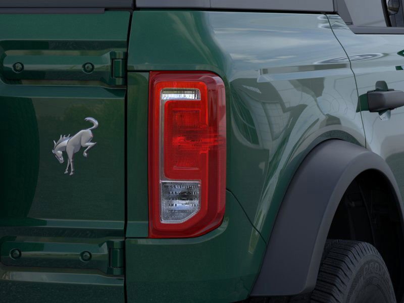 New 2025 Ford Bronco 4-Door image 35