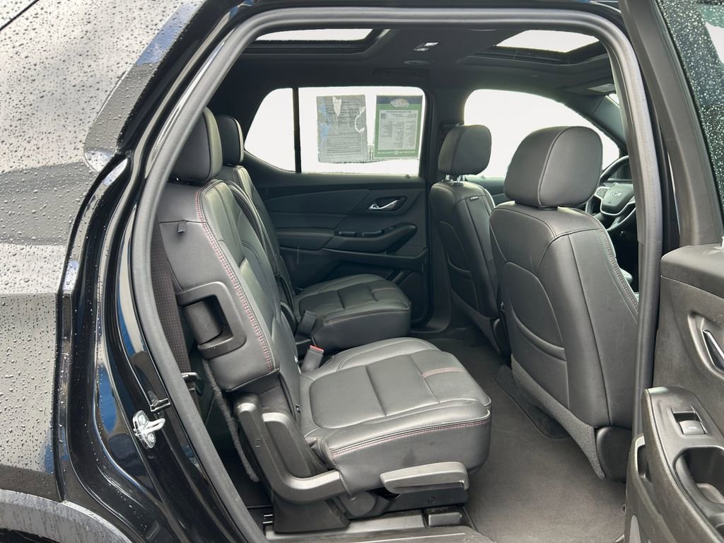 Used 2023 Chevrolet Traverse RS AWD/4WD image 11
