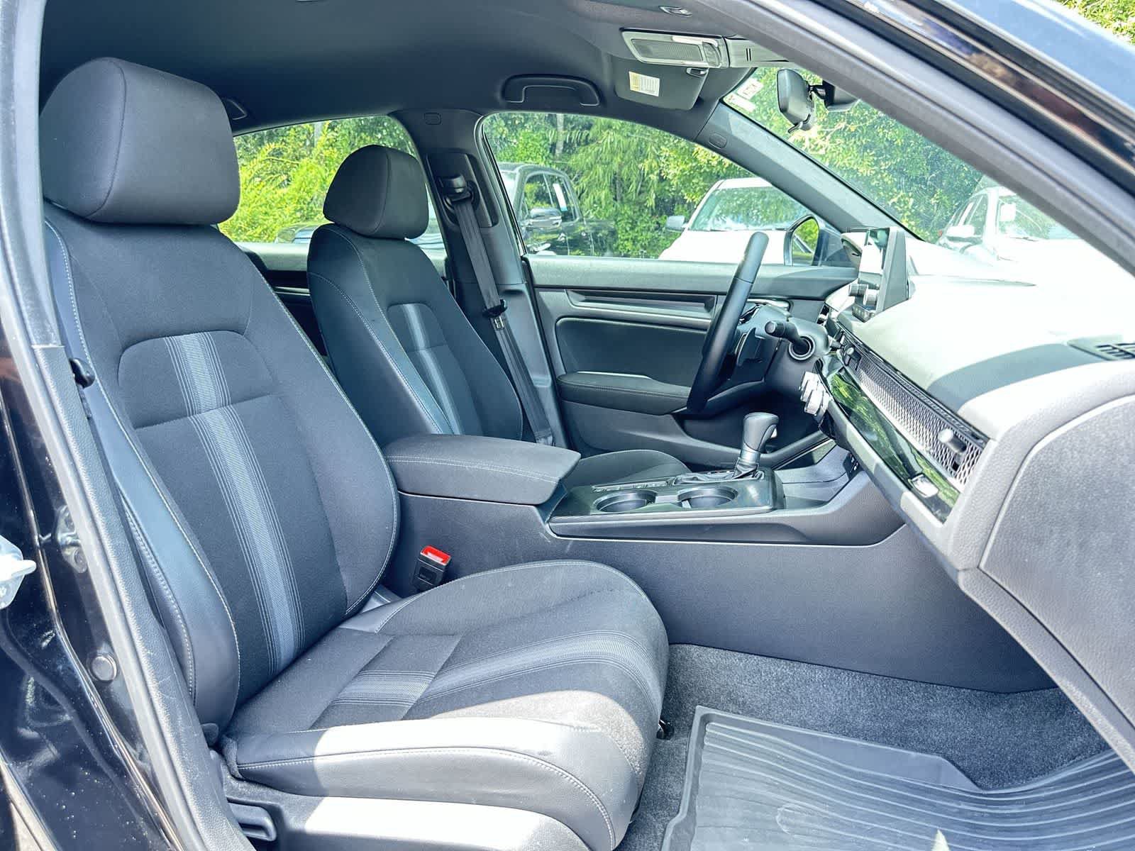 Used 2025 Honda Civic Sport image 18