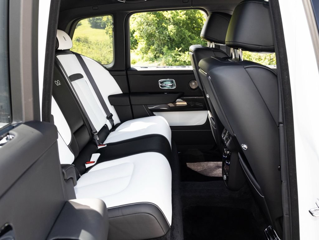 New 2027 Rolls-Royce Cullinan Black Badge AWD/4WD image 75