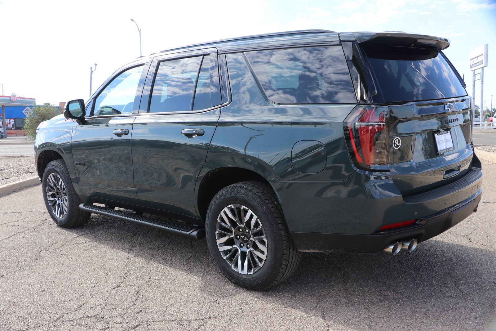 New 2026 Chevrolet Tahoe Z71 w/ Sun And Tow Package image 5