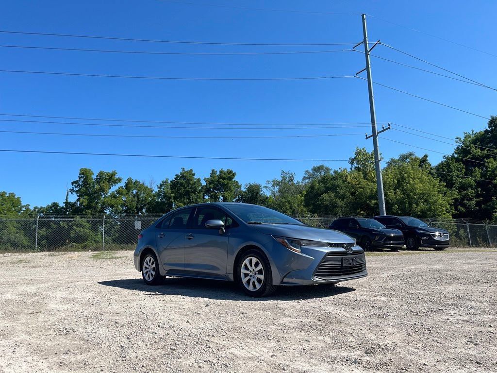 Used 2024 Toyota Corolla LE FWD image 5