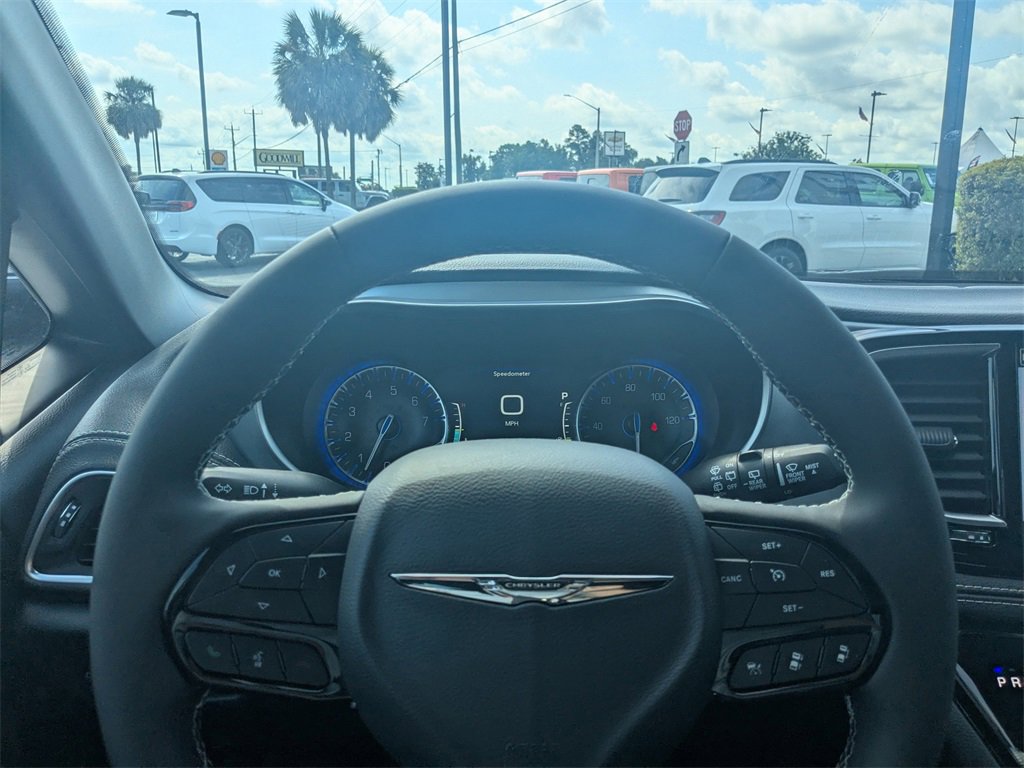 New 2026 Chrysler Pacifica Limited image 24