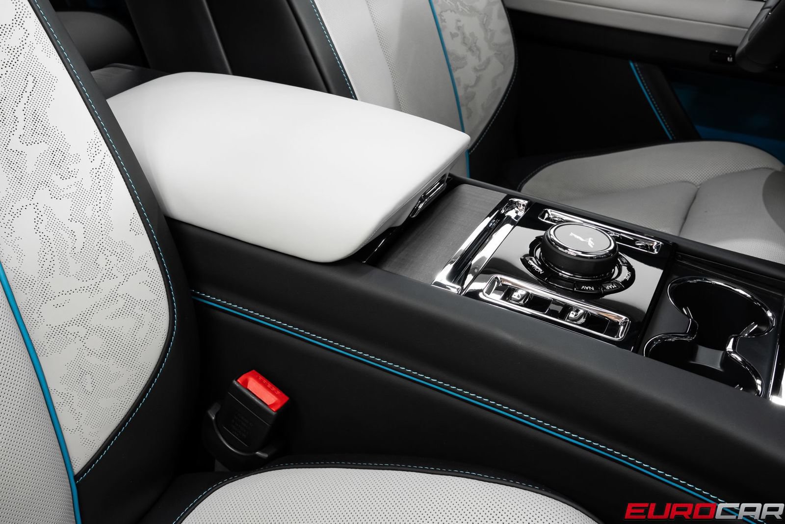 Used 2025 Rolls-Royce Ghost AWD/4WD image 35