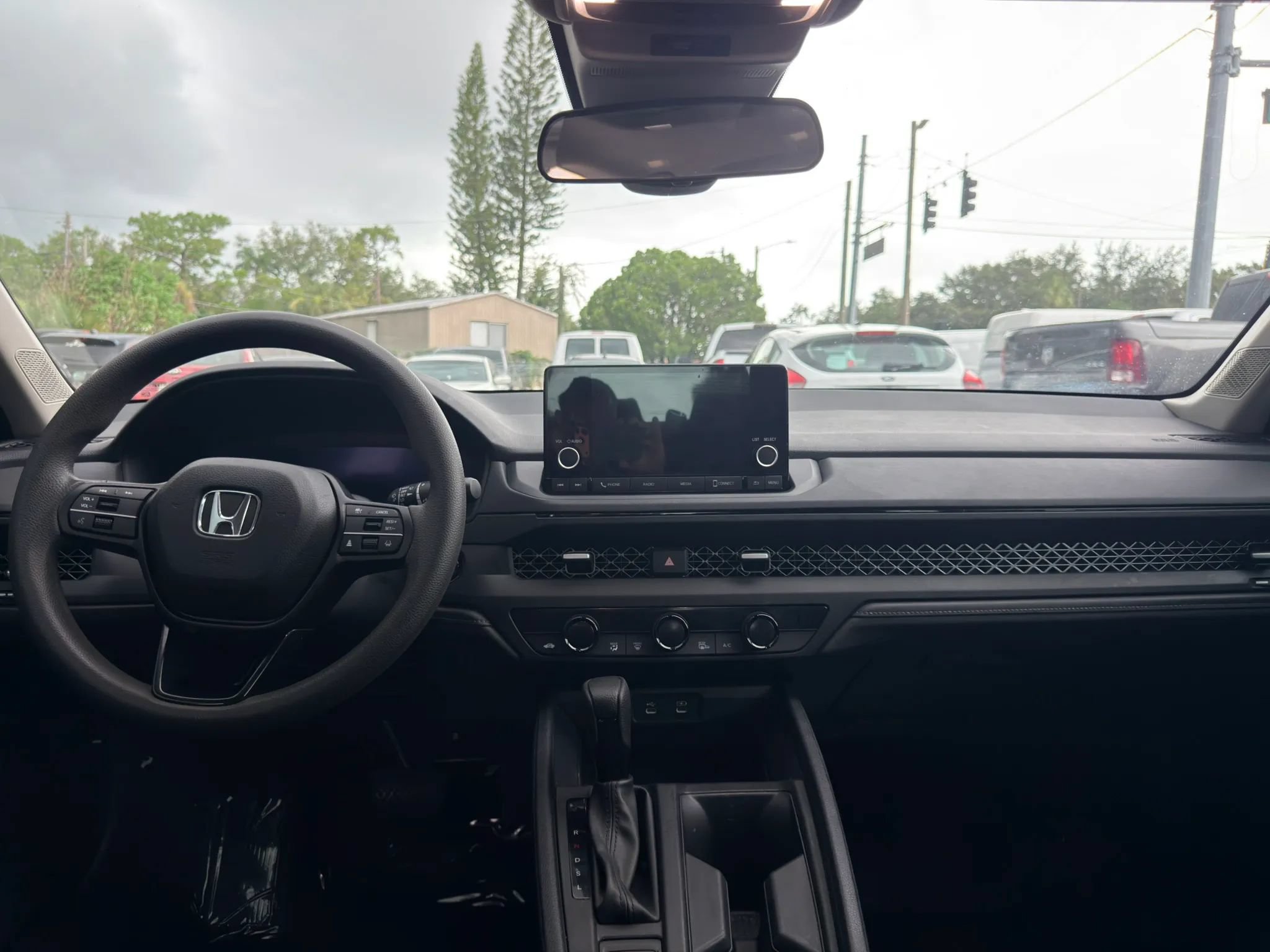 Used 2023 Honda Accord EX image 18