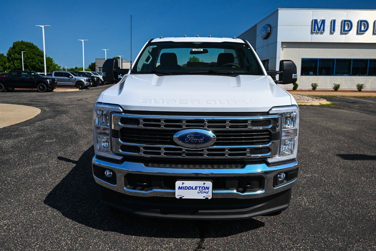 New 2026 Ford F350 XL w/ XL Chrome Package AWD/4WD image 10