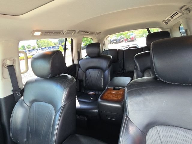 Used 2016 INFINITI QX80 4WD w/ Deluxe Technology Package image 12