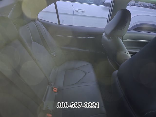 Used 2022 Toyota Camry XSE FWD image 8