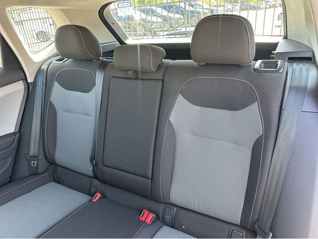 Used 2024 Volkswagen Taos S FWD image 15