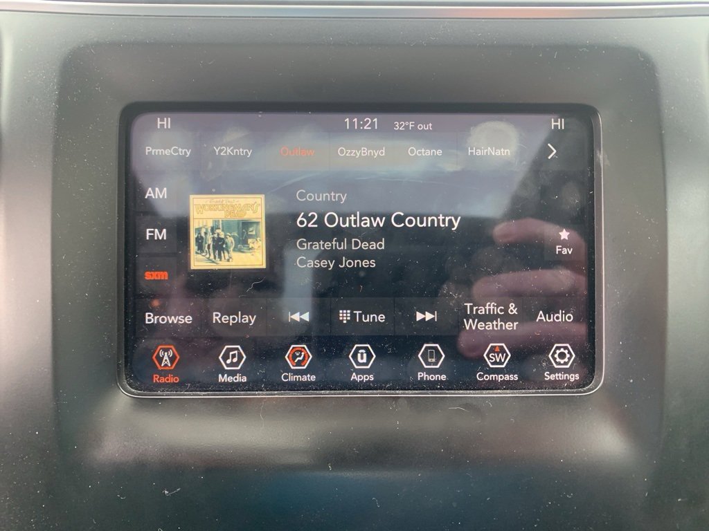 Used 2019 Jeep Cherokee Latitude Plus w/ Comfort/Convenience Group image 23