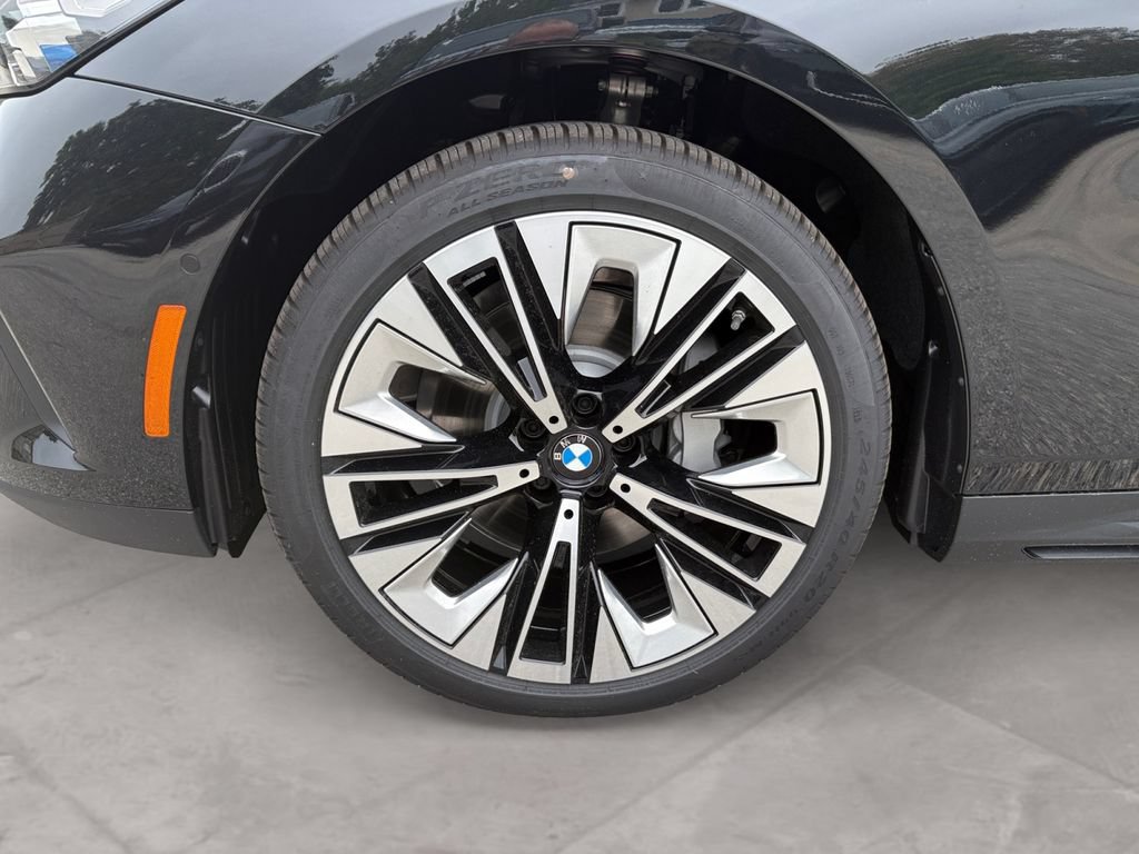 New 2027 BMW 530i xDrive AWD/4WD image 14