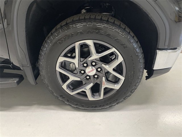 New 2026 GMC Sierra 1500 SLT w/ SLT Premium Plus Package image 14