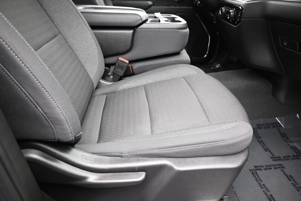 Used 2024 Chevrolet Silverado 1500 LT RWD image 40