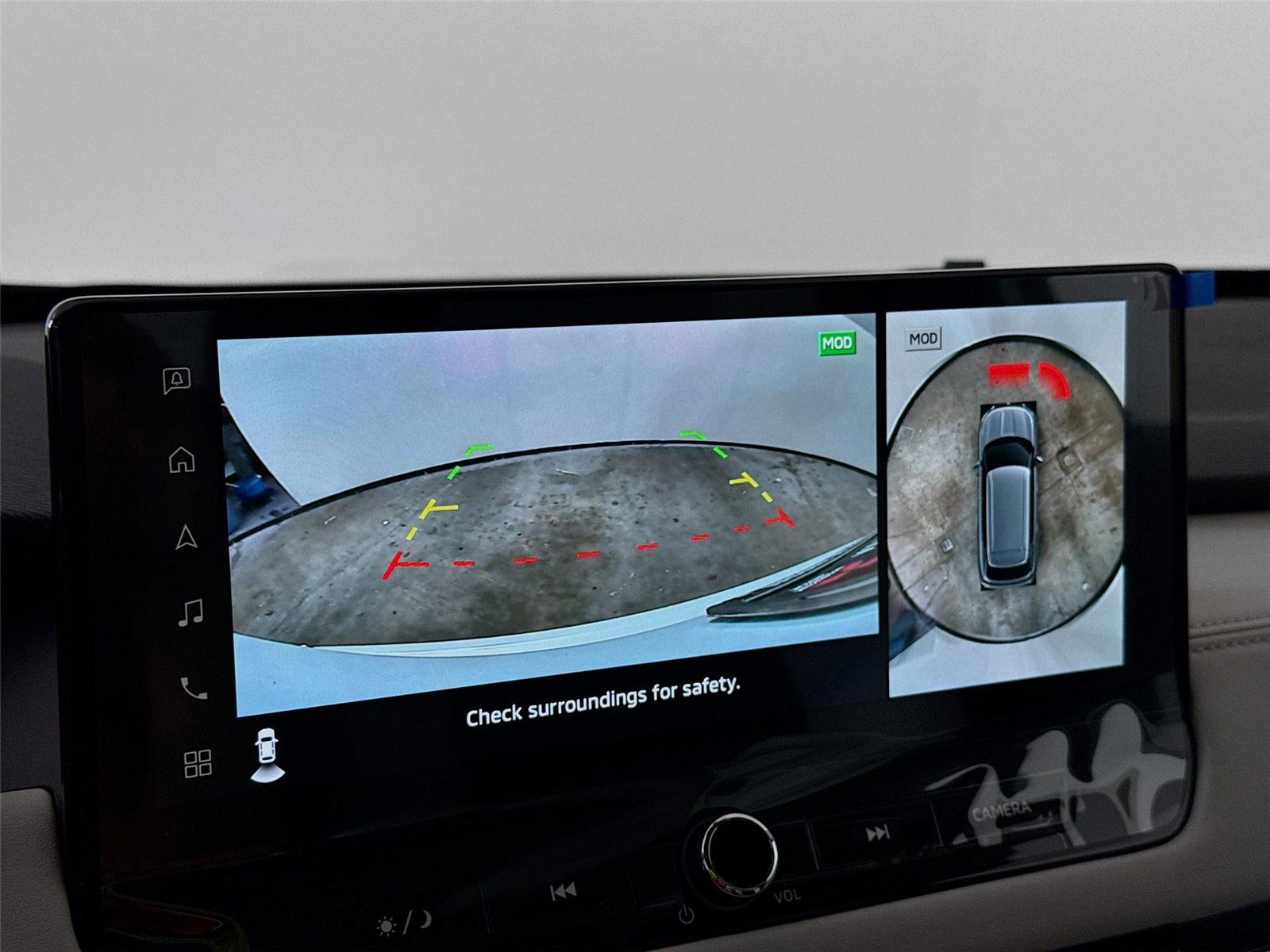 New 2026 Mitsubishi Outlander SE image 13