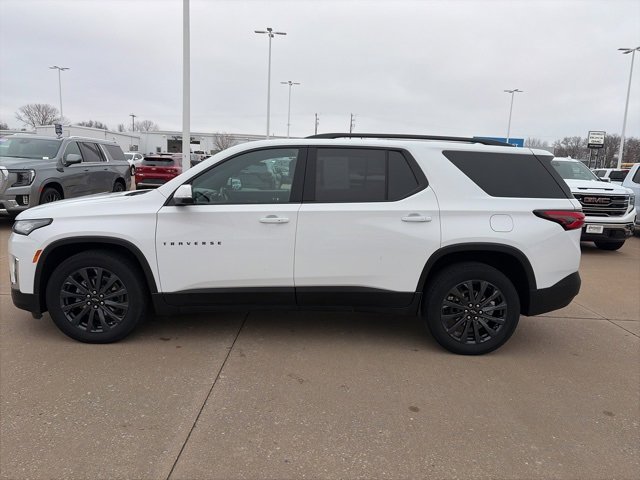 Used 2023 Chevrolet Traverse RS w/ LPO, Floor Liner Package image 6