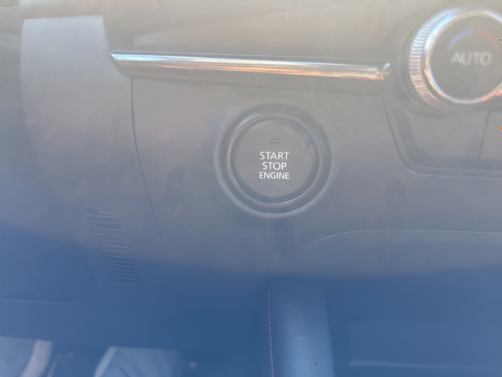 Used 2026 MAZDA MAZDA3 Carbon AWD/4WD image 23