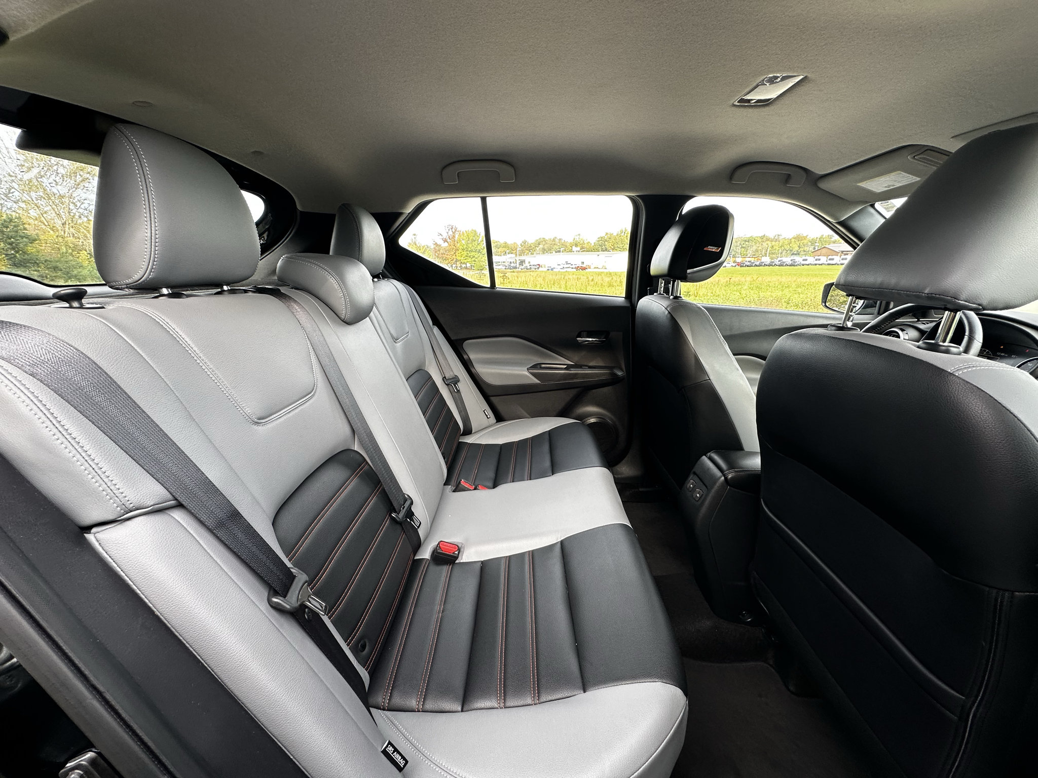 Used 2023 Nissan Kicks SR w/ SR Premium Package FWD image 30