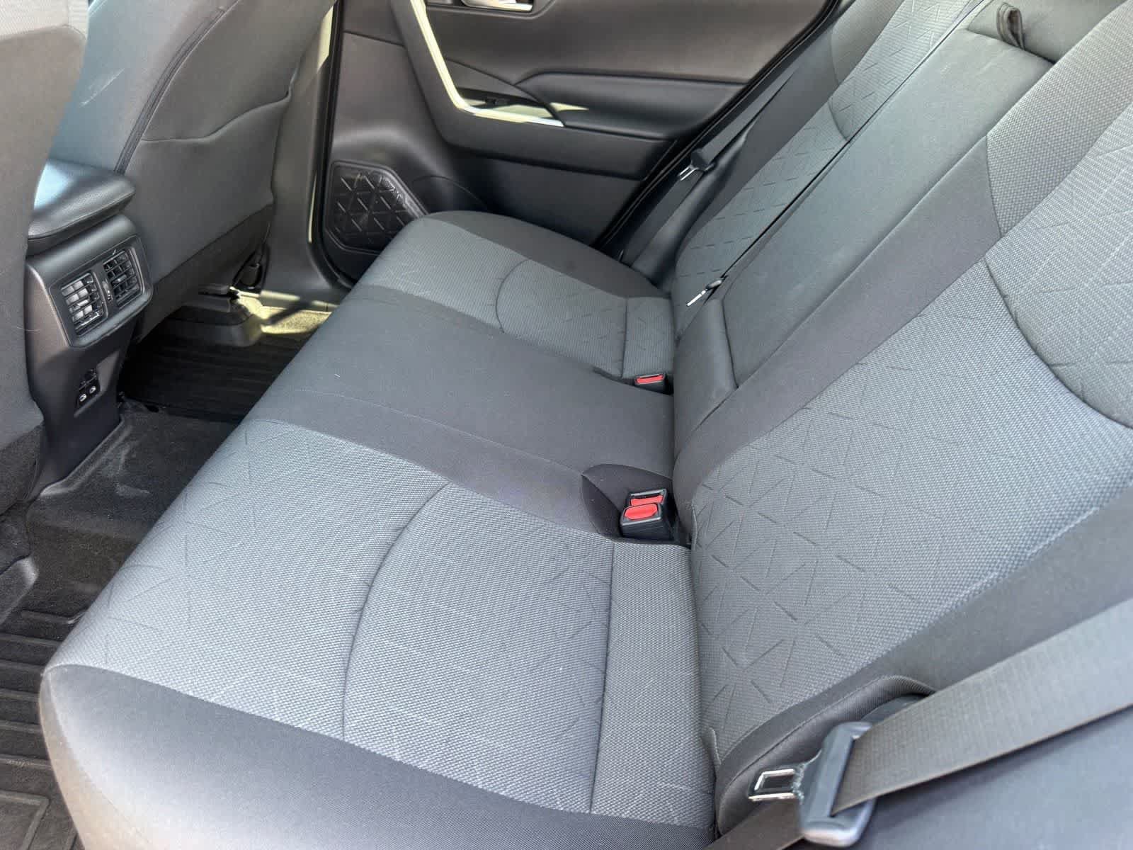 Used 2023 Toyota RAV4 XLE FWD image 13