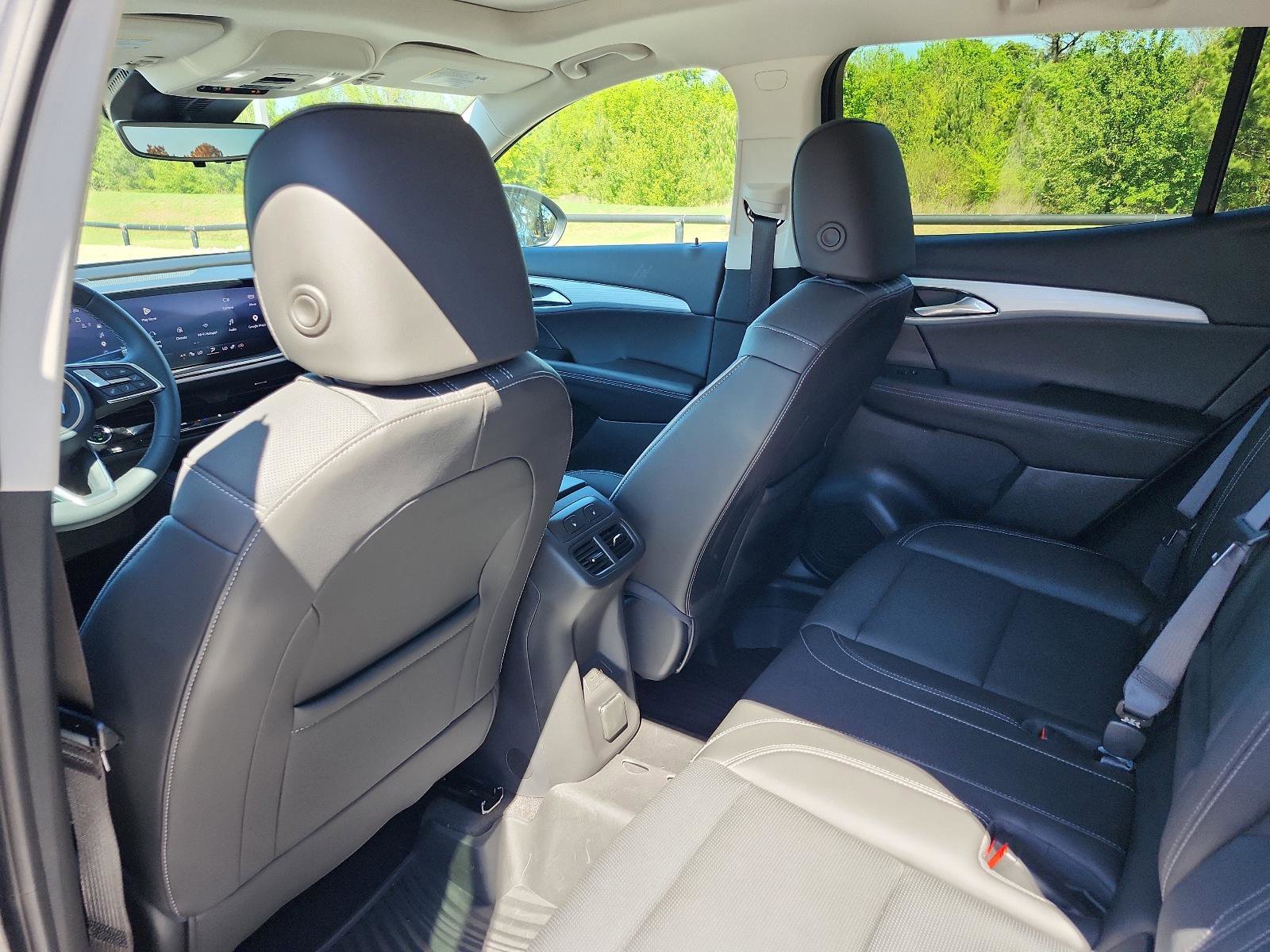 Certified 2025 Buick Envision Avenir AWD/4WD image 13