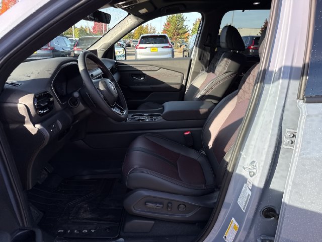 New 2026 Honda Pilot Black Edition image 15