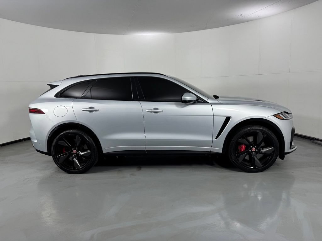 Used 2023 Jaguar F-PACE SVR AWD/4WD image 5