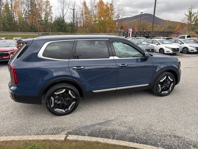 Used 2025 Kia Telluride S image 24
