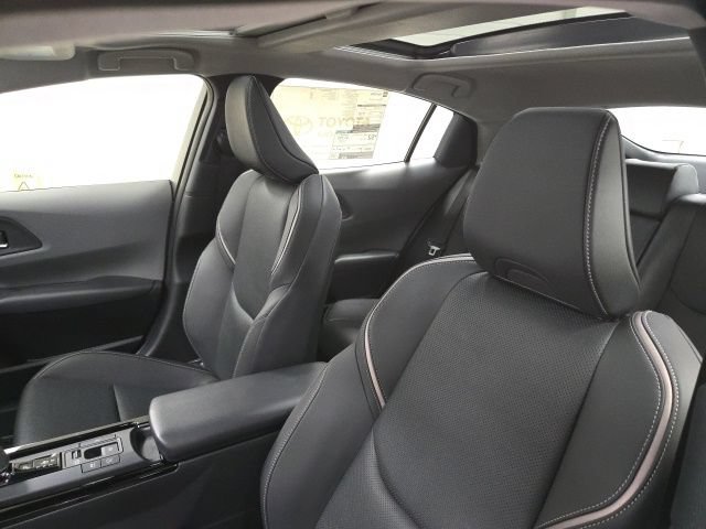 New 2026 Toyota Prius XLE FWD image 18