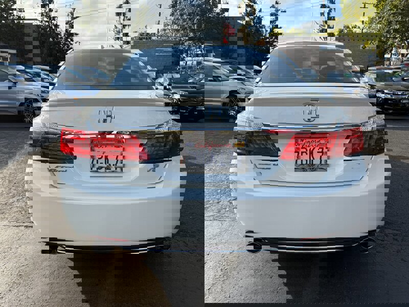 Used 2013 Honda Accord EX-L image 6
