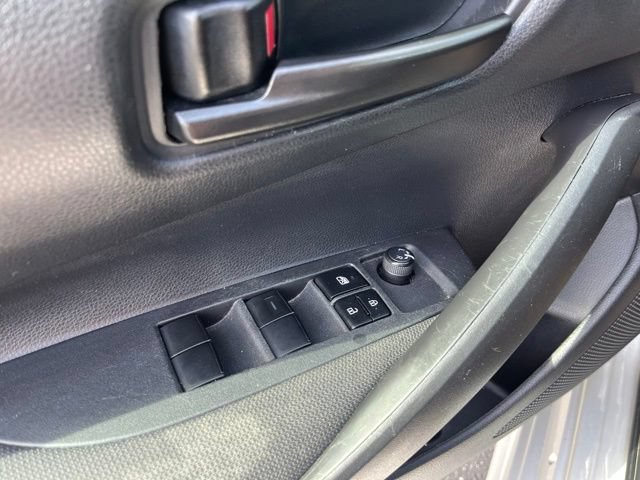 Used 2024 Toyota Corolla LE FWD image 31