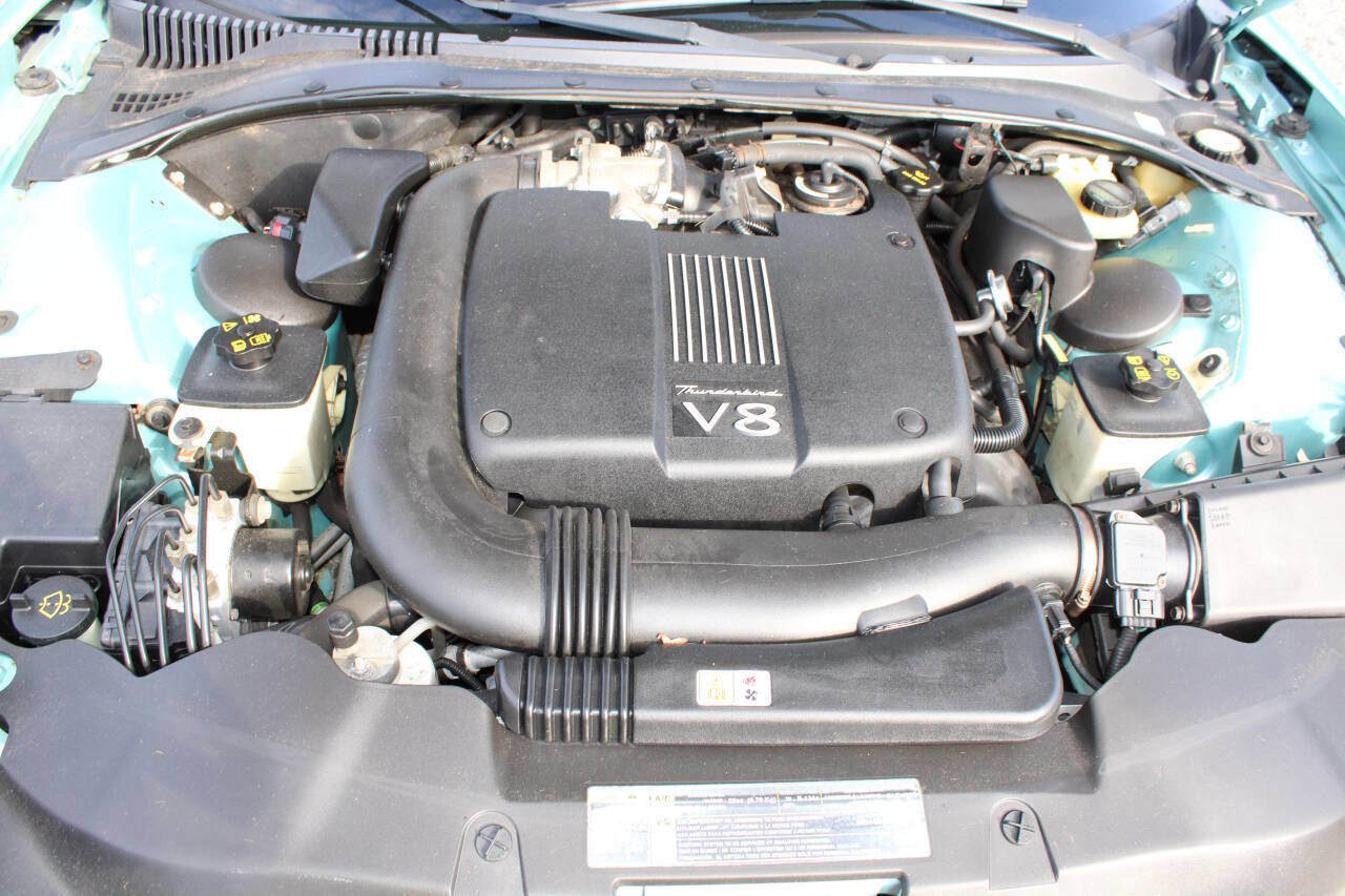 Used 2002 Ford Thunderbird Deluxe RWD image 19