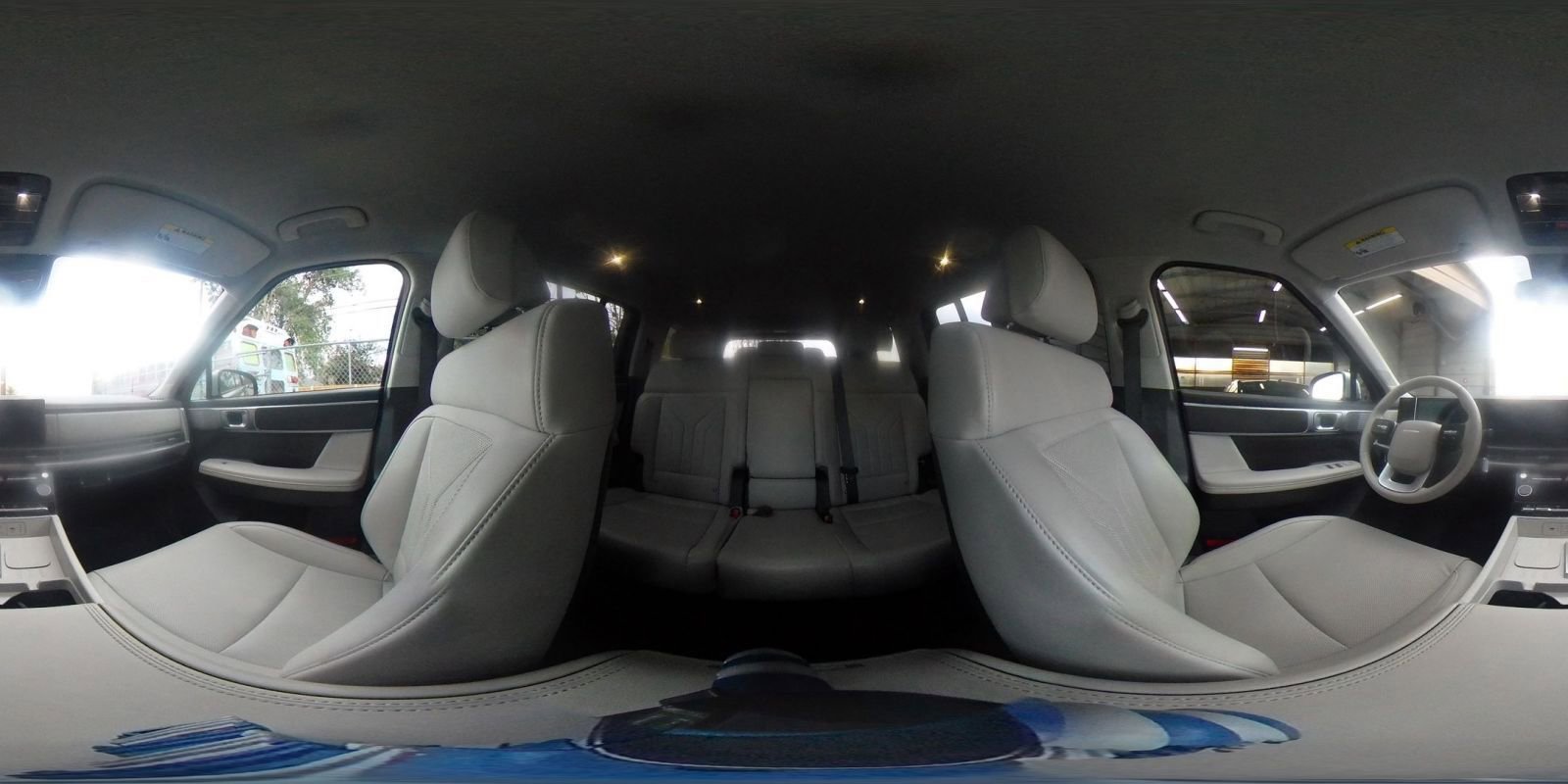 Used 2025 Hyundai Santa Fe SEL AWD/4WD image 44