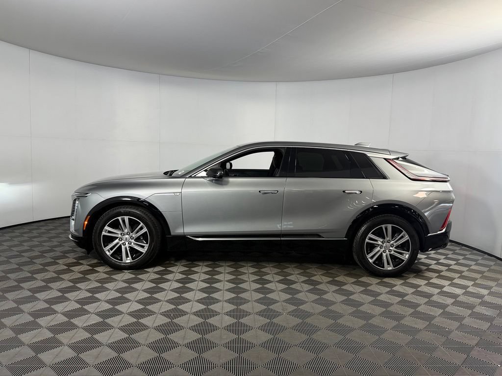 Used 2024 Cadillac Lyriq Tech w/ Driver Assist Package RWD image 10