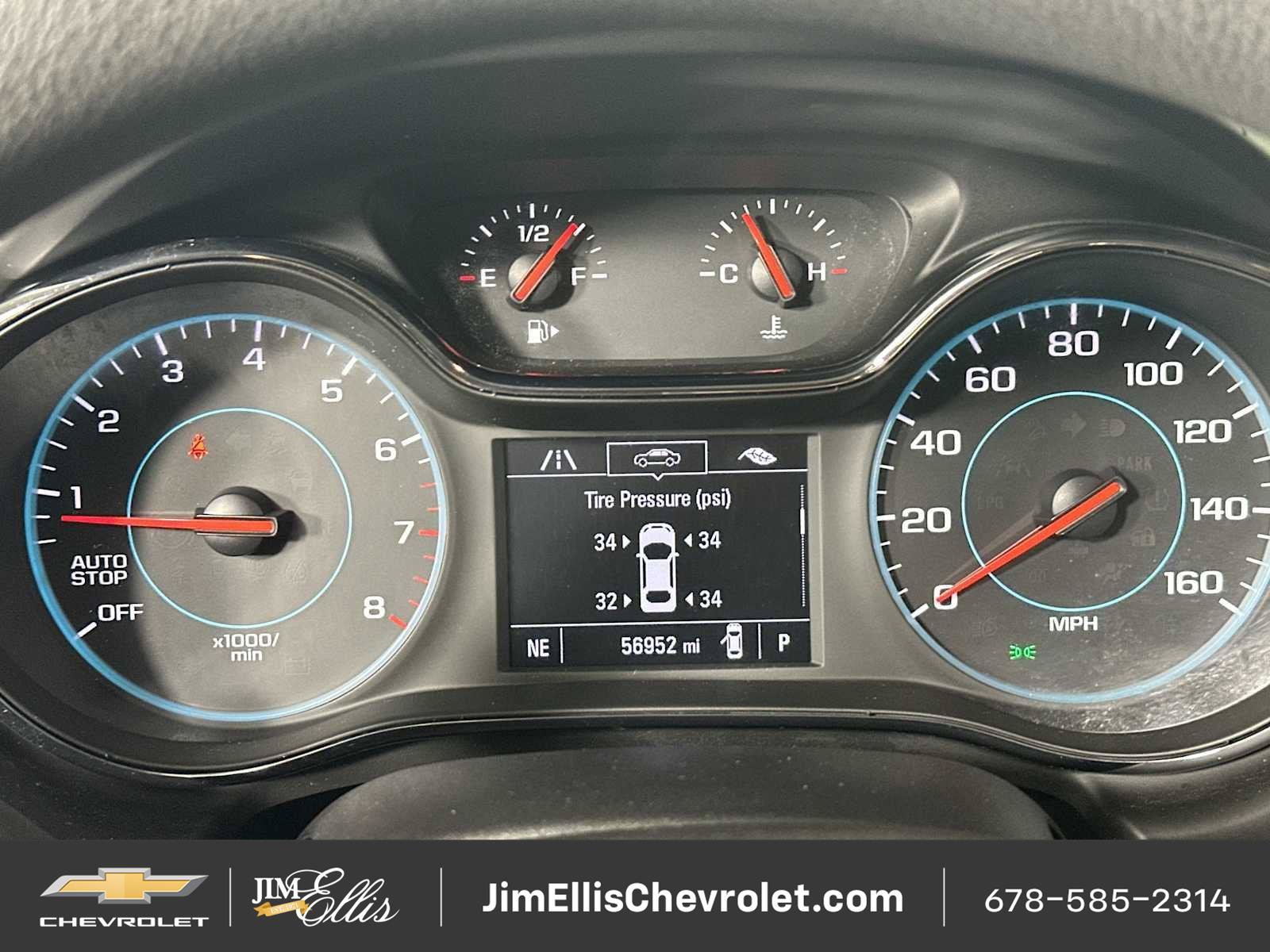 Used 2017 Chevrolet Cruze LT w/ Convenience Package FWD image 28
