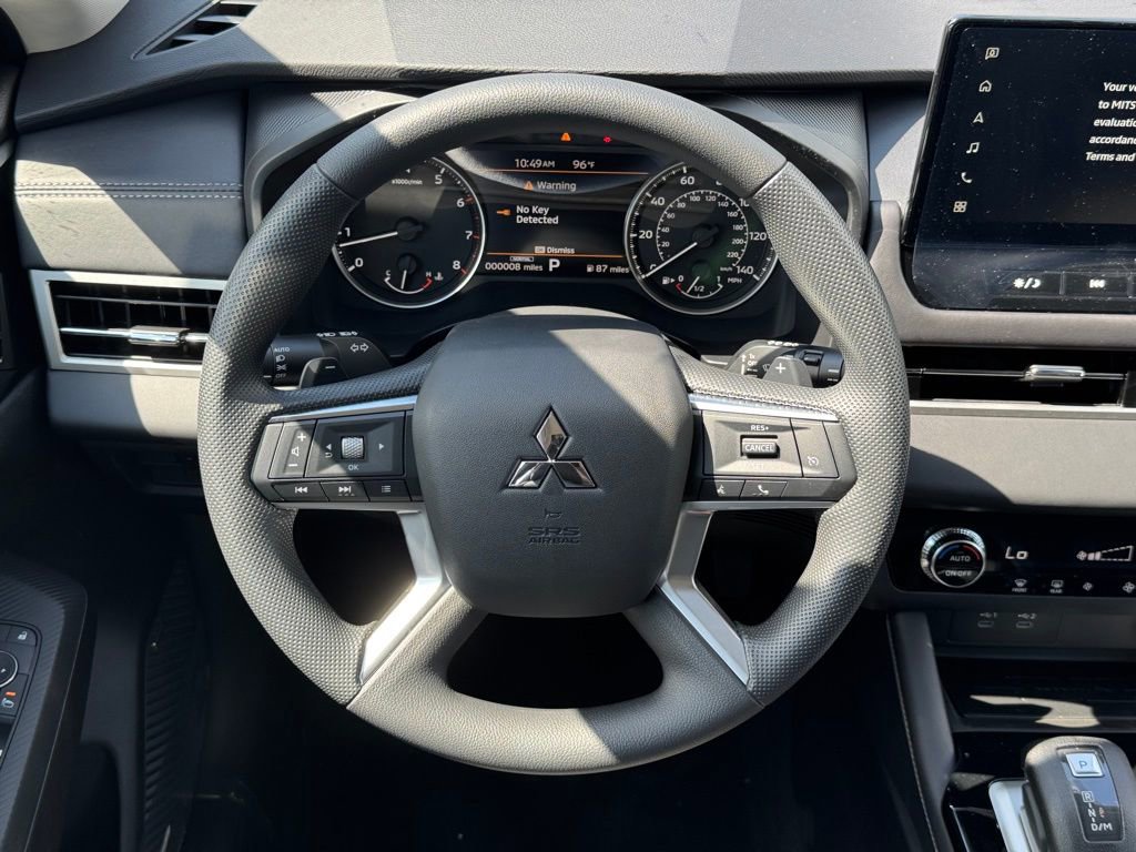New 2025 Mitsubishi Outlander ES image 19