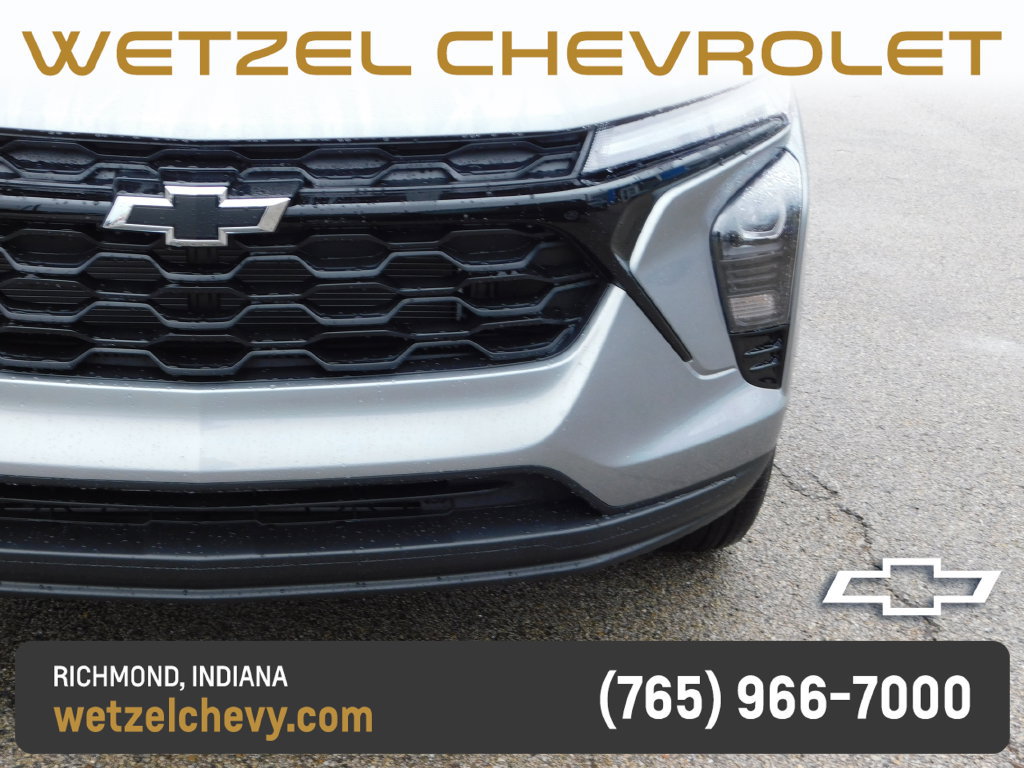 New 2026 Chevrolet Trax LT w/ Midnight Edition FWD image 9