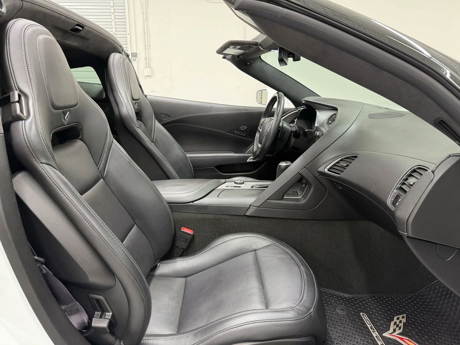 Used 2015 Chevrolet Corvette Stingray Coupe w/ 3LT Preferred Equipment Group RWD image 9