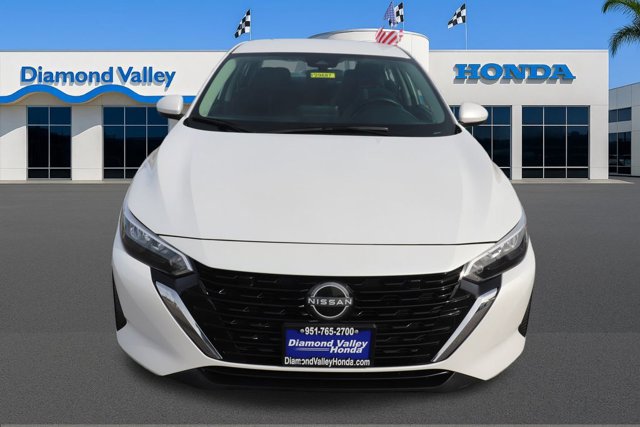 Used 2024 Nissan Sentra SV image 2