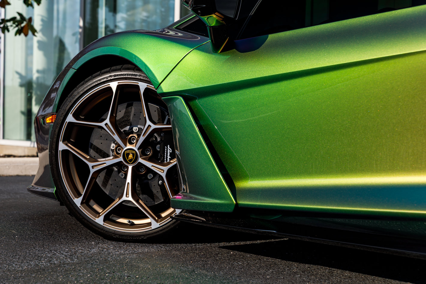 Used 2024 Lamborghini Revuelto AWD/4WD image 9