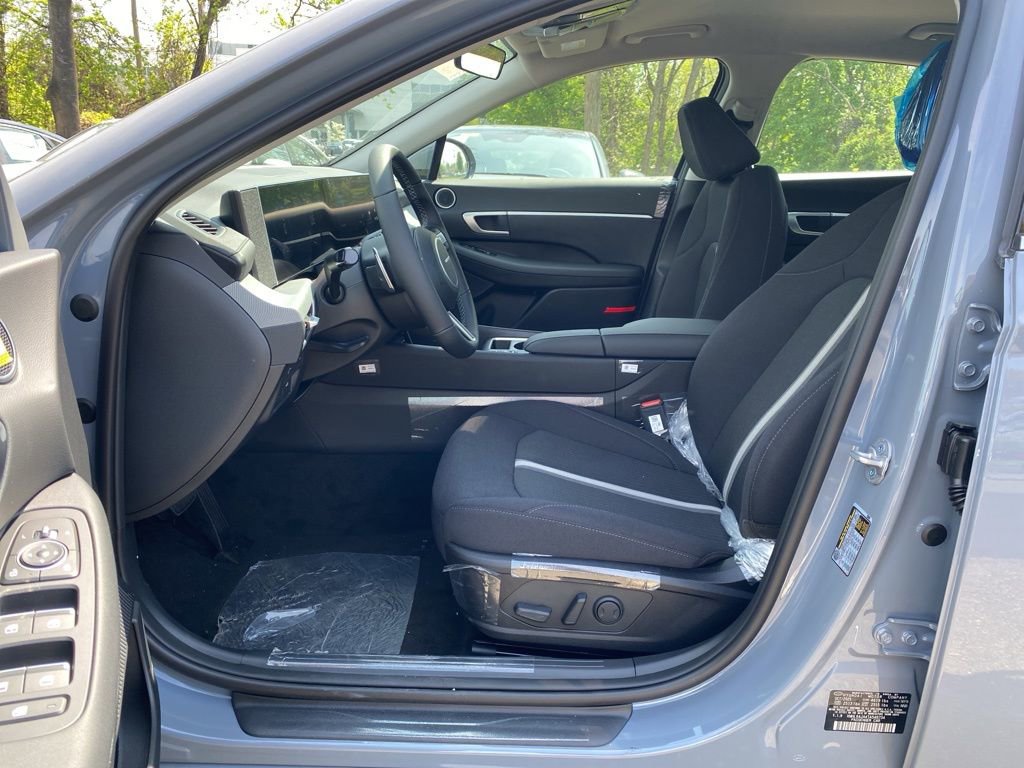 New 2026 Hyundai Sonata SEL AWD/4WD image 12