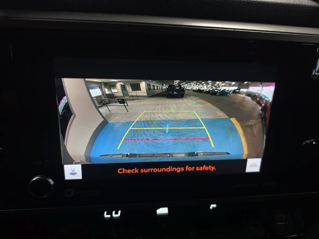 Used 2023 Toyota Tundra SR5 w/ SR5 Convenience Package AWD/4WD image 24