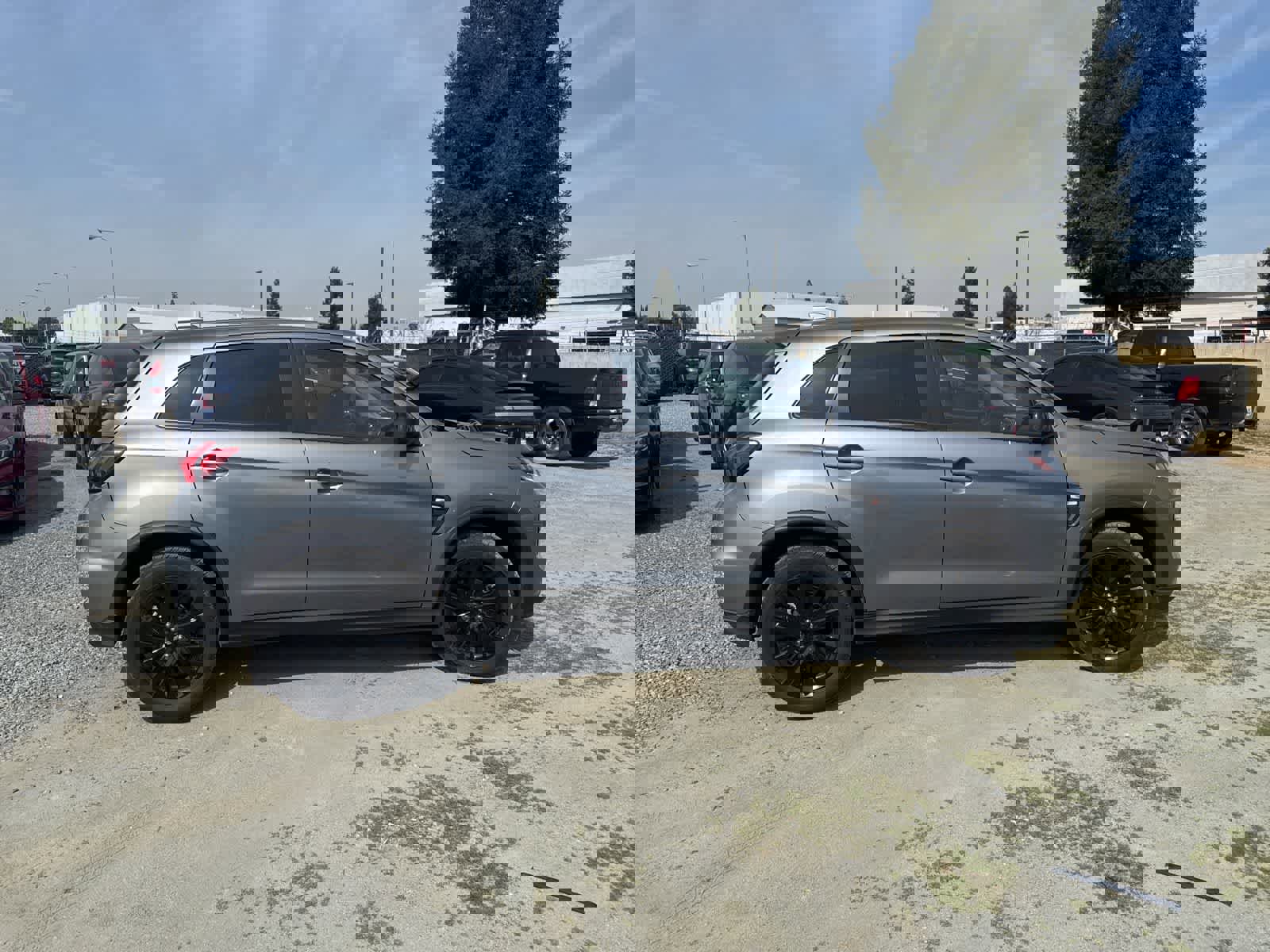 Used 2025 Mitsubishi Outlander Sport LE image 4