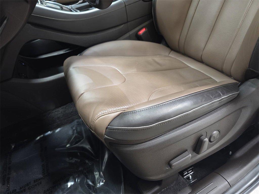 Used 2022 Hyundai Santa Fe SEL Premium image 29