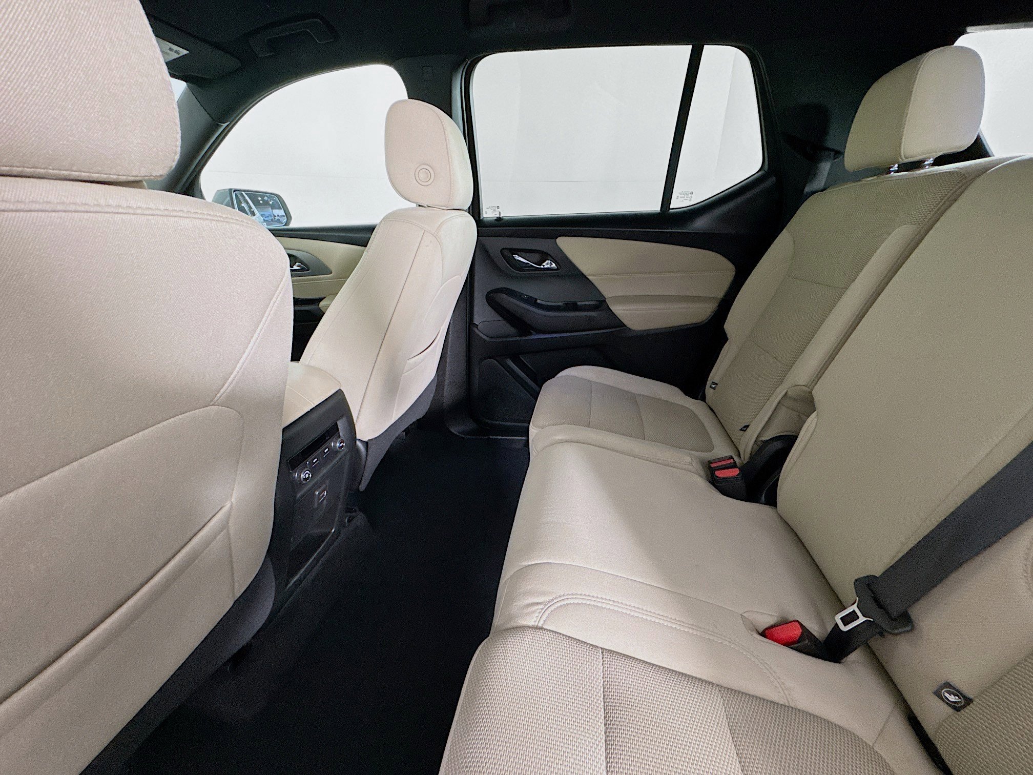 Used 2024 Chevrolet Traverse LS w/ Safety Package image 24