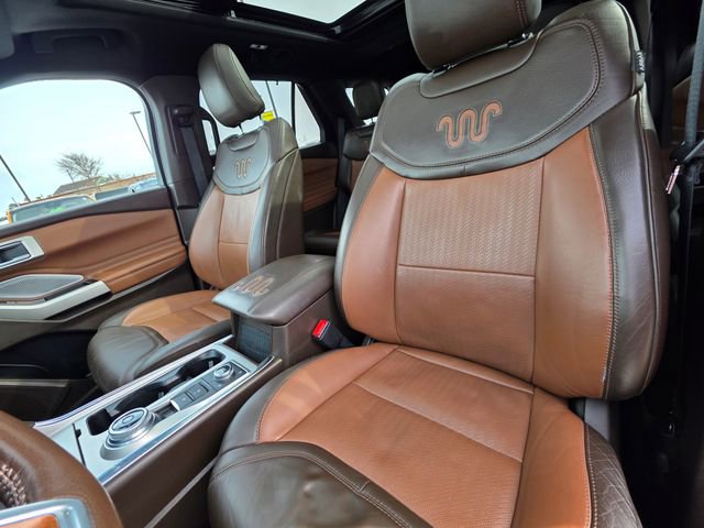 Used 2021 Ford Explorer King Ranch w/ Premium Technology Package AWD/4WD image 26