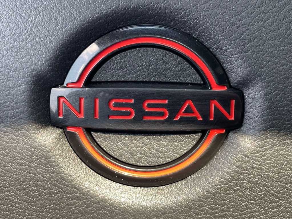 Used 2022 Nissan Frontier PRO-4X w/ Pro-4X Premium Package AWD/4WD image 32