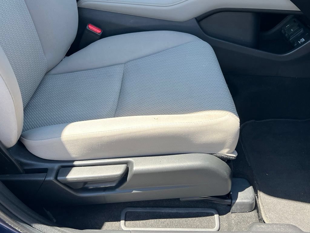 Used 2017 Honda HR-V LX image 16