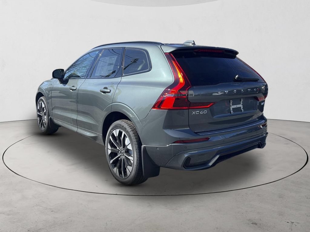 New 2026 Volvo XC60 T8 Ultra w/ Protection Package Premier AWD/4WD image 3