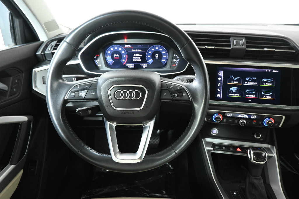 Used 2019 Audi Q3 2.0T Premium Plus w/ Premium Plus Package AWD/4WD image 18
