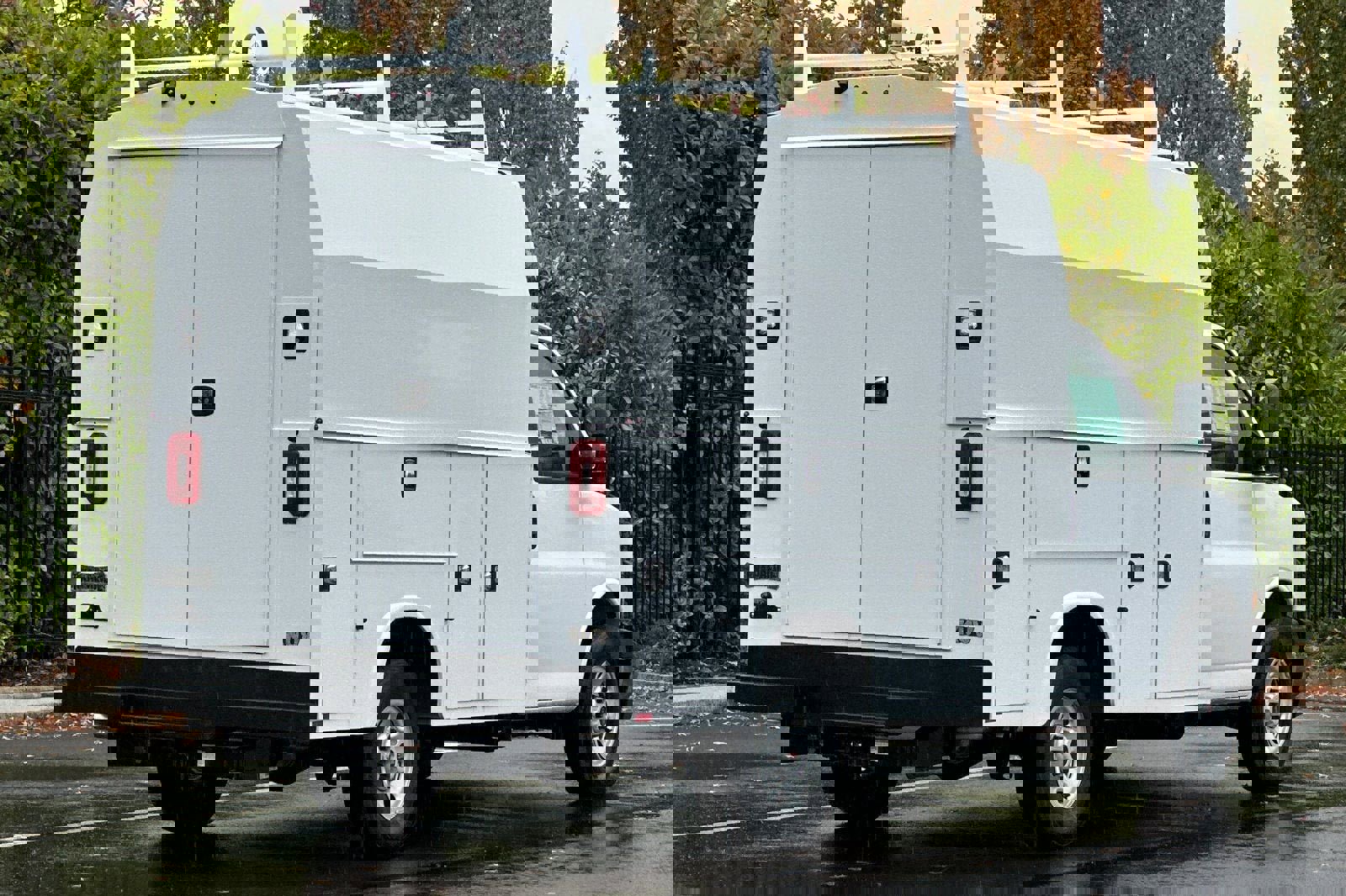 New 2025 GMC Savana 3500 w/ Power Convenience Package image 5