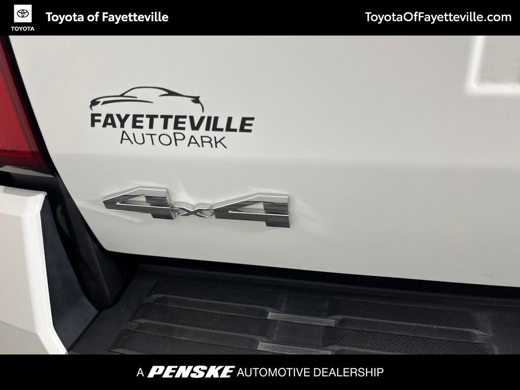 Certified 2025 Toyota Tacoma SR5 w/ SR5 Upgrade Package AWD/4WD image 8